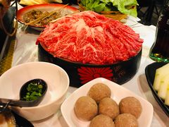 -鲜入围煮花胶鸡海鲜火锅