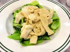 -明本湛江鸡•海鲜小厨(陈家祠店)