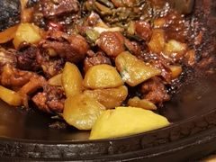 -万里闯关东铁锅炖菜馆(高新旗舰店)