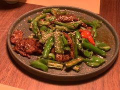 -来龙里 精致 东南亚餐室(万象城店)