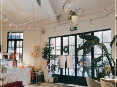 -Fridi Patisserie Cafe