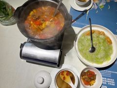 桂圆雪梨肉丸子汤-时间仓(月湖公园店)