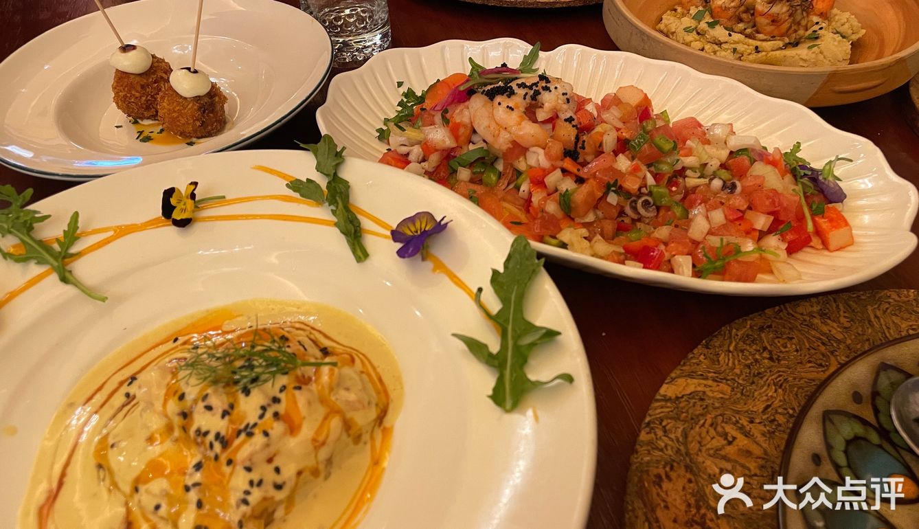 氛围满分的晚餐~