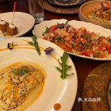 氛围满分的晚餐~