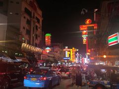 -唐人街(耀华力路)