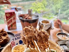-包整·丝娃娃(甲秀楼景观店)
