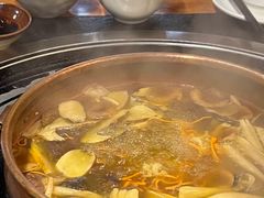 -阿山卓·野生菌火锅·纳西火塘烤肉