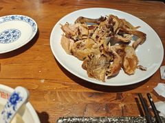 -老天桥酱肉烧饼夹肘子(天桥店)
