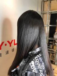 -苑苑发型设计