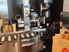 -麦当劳(健德桥得来速店)