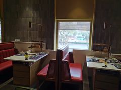 卡座-牛村来人潮汕牛肉火锅(西单店)