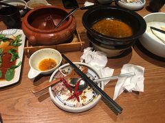 -云海肴·汽锅鸡·云南菜(天山百盛优客店)