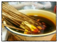 -拈签一笑黄牛肉辣卤串串