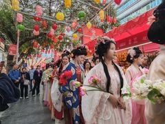 -越秀西湖花市(广州城市广场花卉店)