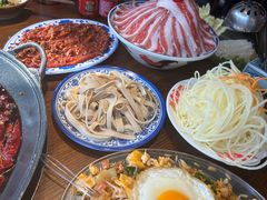 -萍姐火锅·公路夜市(武汉首店)