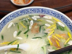 -香麒园·过桥米线·南湖雅宴