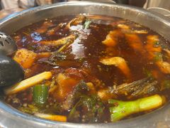 -肖肖酸萝卜鱼火锅(总店)