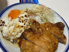 生炸鸡腿蛋饭-食运茶餐厅(文化宫店)