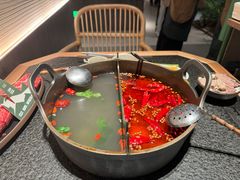 -三出山火锅(南京万象天地店)
