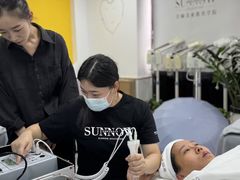 -首脑美容美发化妆美甲培训学校(龙岗校区)