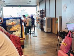 -星巴克(深圳北站B5检票口)