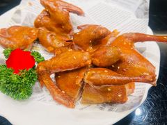 脆皮乳鸽-新南华大酒店(广中店)
