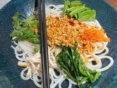-芸山季·云南野生菌火锅(人民广场来福士店)