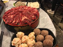 -鲜入围煮花胶鸡海鲜火锅