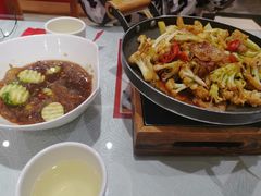 干锅有机花菜-添福来墨鱼饺子 · 海鲜东北菜(大连星海·黄浦路店)