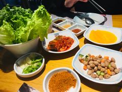 -唯成•韩国炭火烤肉 유성고기