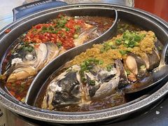 -阿瓦山寨·湘菜现炒·剁椒鱼头王(咸阳总店)