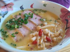 金桂花雕鸡汤面-千金一碗·宝岛一村(韩国街店)