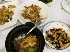 -围龙屋客家食府(福田店)