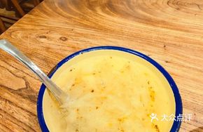 Osmanthus Tremella Pear Soup