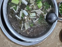 -黑竹沟新场牛肉火锅
