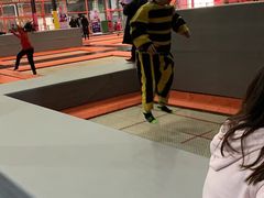 -超人空间竞技场·轰趴团建蹦床主题公园