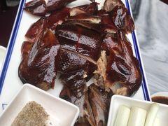 宜良烤鸭-蔼若春.传承三十年云南菜(金碧公园店)