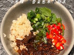 -三出山火锅(南京万象天地店)