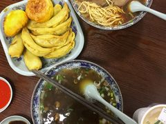 -老新隆牛肉锅贴(新街口店)