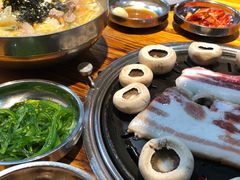 -韩国明洞碳烤肉(常平店)