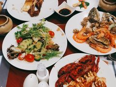 -武汉世茂希尔顿酒店·汇·全日餐厅