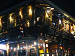 -Dash Teak House
