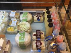 -格瑞思动物奶油生日蛋糕(圆融店)