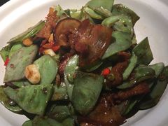 -洞庭土菜小炒馆(易发广场店)