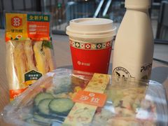 -便利蜂(新中关购物中心B1层店)