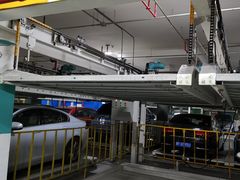 -北京银泰中心-停车场