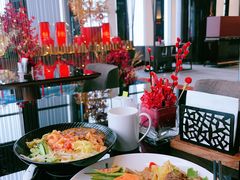 -唐拉雅秀酒店-西锦汇空中BBQ·思创餐厅