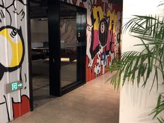 -莱茵体育生活馆