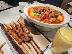 -清真·卡德尔大叔新疆主题餐厅(龙汇路店)