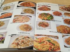 -九龙湾茶餐厅(东门店)